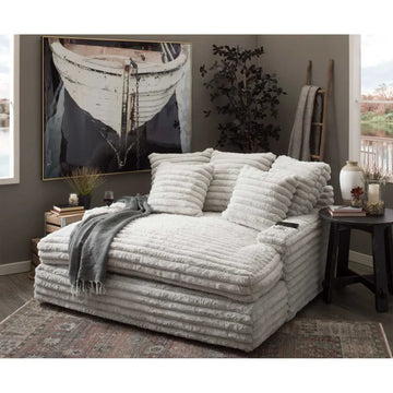 2026 Chaise Lounge With Dual Cupholders And Charging Ports