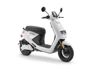 2026 E2100, 2000 Watt Motor, max. 45 km/h, 71 km
